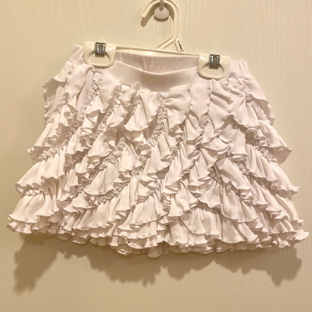 White ruffle skort from Chasing Fireflies